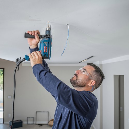 Furadeira de Impacto Bosch GSB 13 RE Bivolt 750W